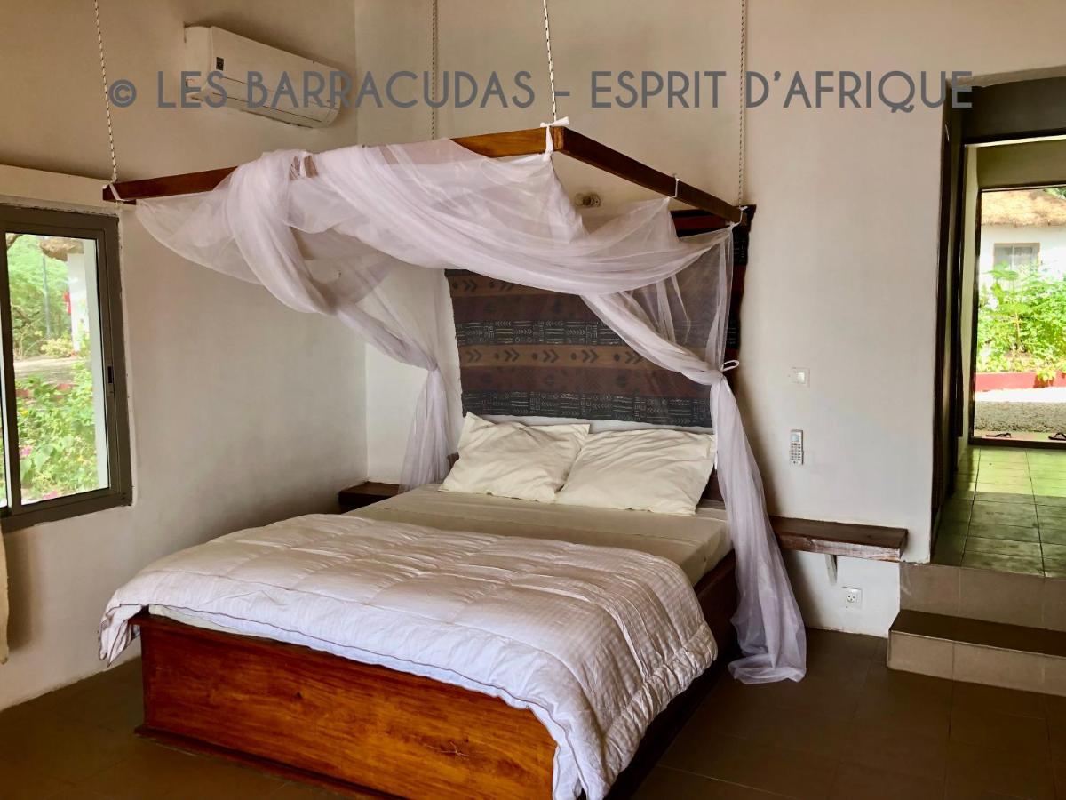 Les Barracudas Sokone Exterior foto